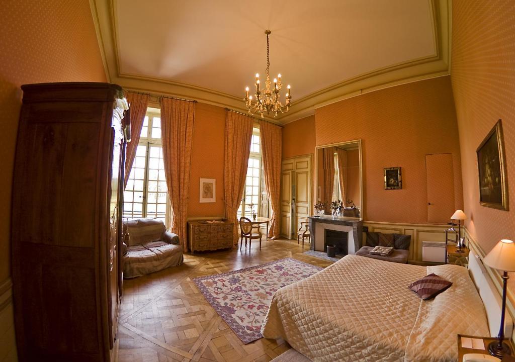 Chateau Du Marechal De Saxe Yerres Номер фото